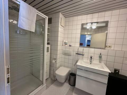 Zentrale Maisonette Mit Buero & Parkplatz Griesheim (Hessen) Exterior foto